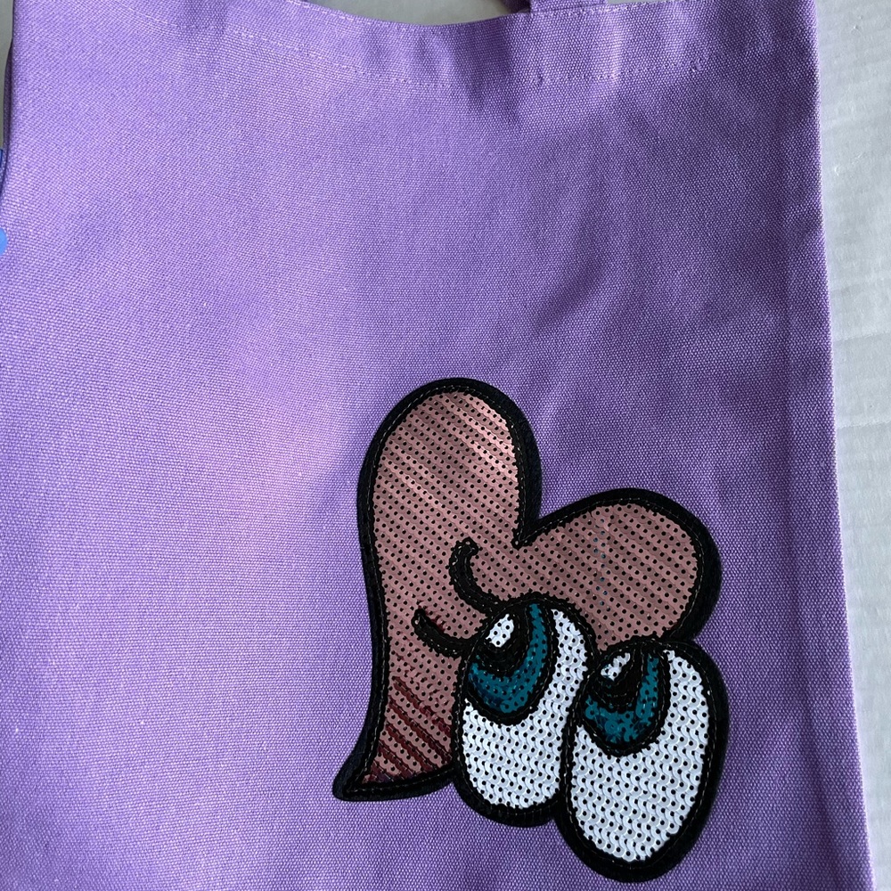 Parodie Kawaii heart sequin tote